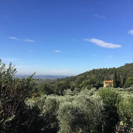 Delle Croci Σκαντίτσι